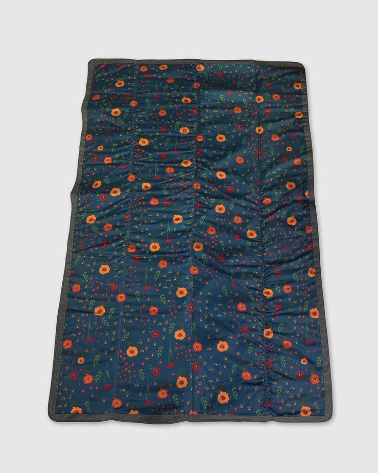 150 x 210 cm Outdoor Blanket  - Midnight Poppy