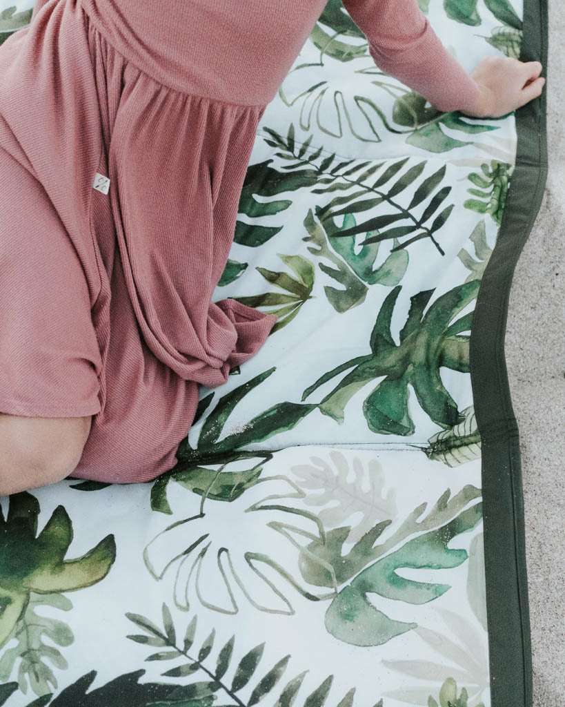 150 x 300 cm Outdoor Decke Tropical Leaf Little Unicorn Europe